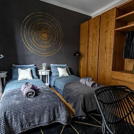 Appartement Design, 2 Bedroom, Ndk, Free Secured Parking